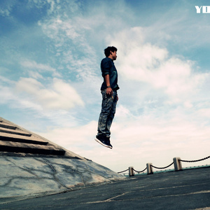 美女被打白嫩屁股女大学生
