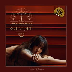 美女被打白嫩屁股女大学生
